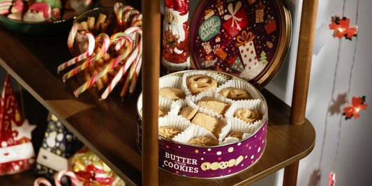 Action:  Świąteczne łakocie w niskich cenach 26.11.2025