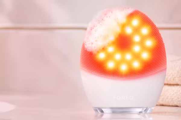 Foreo:  LUNA™ 5 LED