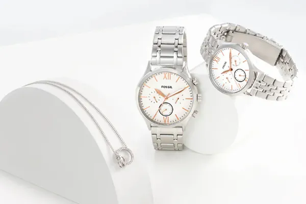 : Do -80% na zegarki i biżuterię Fossil
