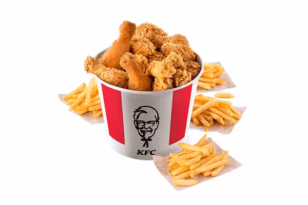 KFC: 81,99 zł za Kubełek Best of KFC dla 4 osób