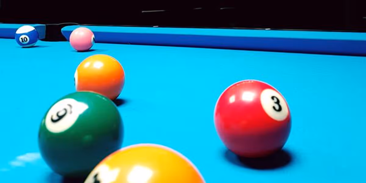 Klub Masters Bowling & Bilard : -5 zł za grę w Bowling w każdy poniedziałek