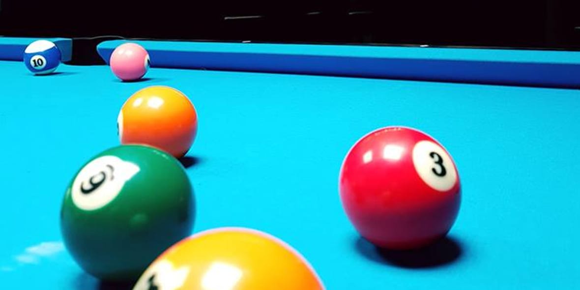 Klub Masters Bowling & Bilard : -5 zł za grę w Bowling w każdy poniedziałek